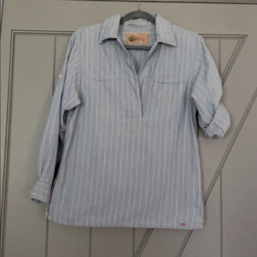 GAP women’s top